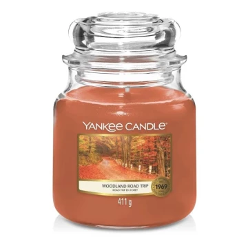 Yankee Candle - Geurkaars WOODLAND ROAD TRIP Centraal 411g 65-75 uren